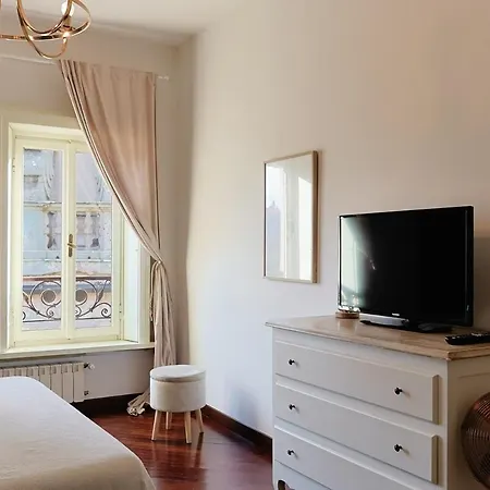 Apartment Da Vinci Lab Via Torino Story